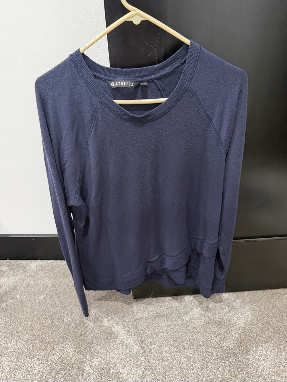 Athleta Navy Lightweight Crewneck Pullover